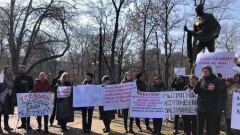Санкционированный митинг против точечной застройки прошёл в Алматы