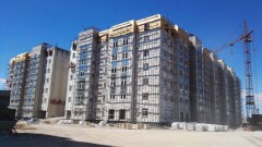 Проблемный ЖК, отобранный у застройщика "Азбука жилья", сдадут в сентябре