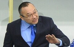 Уволен с должности главный тренер хоккейного "Барыса"