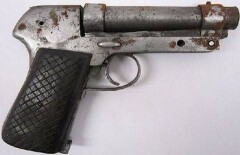 Школьники в ЮКО сдали более 130 единиц незарегистрированного оружия