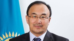 Ректор ЕНУ предложил переложить на латиницу 80 тысяч исторически значимых книг