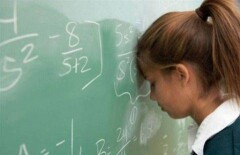  Школа стала тормозить развитие детей - депутат Смирнова