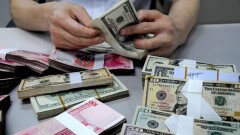 О крупных подозрительных покупках валюты в Казахстане будут сообщать правоохранителям