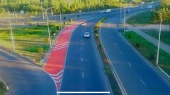 В Нур-Султане появилась дорожная разметка красного цвета