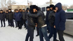 Похороны полицейского: родные убитого не верят, что майор полиции действовал один 
