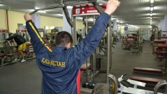 Скандально известный хоккеист Рыспаев готовится к Универсиаде