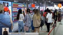 После "карантинных выходных" алматинцы устроили ажиотаж в торговом центре