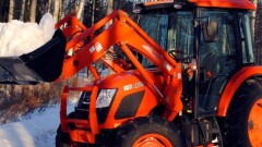 Коммунальщики, разъезжавшие в ковше трактора по Темиртау, уволены