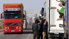 Казахстан ускорил пропуск фур на границе – погранслужба Кыргызстана