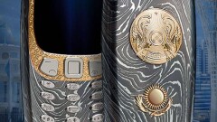 Nokia 3310 стал ещё более неубиваемым в титановом корпусе с казахстанской символикой