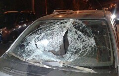 В Алматы Mitsubishi снесла пешехода, выскочившего ей под колёса