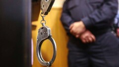 В Алматы дознаватель получил 7,5 лет колонии за получение взятки 