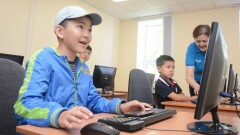 Компьютерный класс для занятий с детьми-аутистами появился в Астане