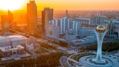 Надпись "Астана" на гербе столицы заменят на Nur-Sultan