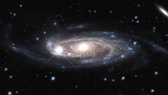 Hubble сфотографировал самую большую галактику в нашей Вселенной 