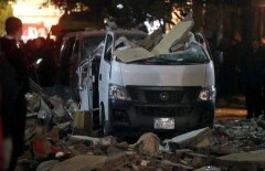 Девять человек погибли при взрыве бомбы в Каире