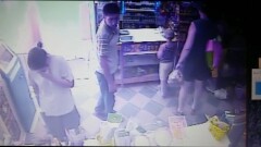 Полицейские Актау изучают видеозапись с предполагаемым насильником шестилетней девочки
