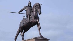 32 млн тенге выделил бизнесмен из Актобе на установку памятника Есету батыру