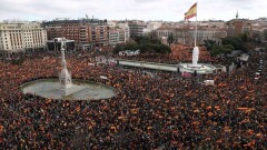 Многотысячный митинг прошёл в Мадриде за единство Испании и отставку правительства