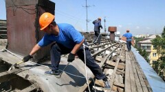 В Сенат поступил новый закон о ЖКХ: ремонтировать фасады и крыши домов планируется за счёт бюджета