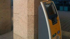 В аэропорту Алматы спустя год после запуска "Онай" установили терминал для покупки карты