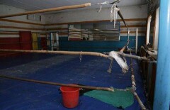 Акиму Рудного стало стыдно за разваливающуюся спортшколу