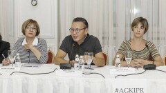 Образование на дому поможет избежать раннего секса и наркотиков – родители