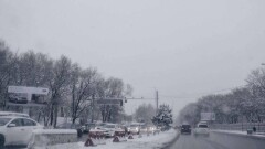 В акимате Алматы организовали круглосуточное дежурство по контролю за уборкой снега