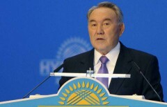 Назарбаев проведёт внеочередной съезд партии "Нур Отан"