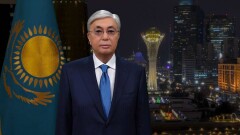 Токаев поздравил казахстанцев с Новым 2020 годом