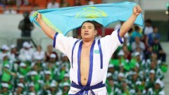 Айбек Нугымаров защитил титул чемпиона мира по қазақша күрес