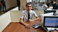 Работник ЦОНа из Костаная вытащил двоих детей из горящего дома