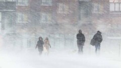 В Нур-Султане из-за метели отменили занятия для учащихся второй смены