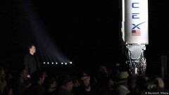 Илон Маск показал корабль, способный доставить людей на Луну и Марс