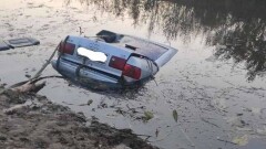В ЗКО трое маленьких детей погибли в утонувшем автомобиле