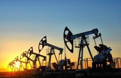 Оставшиеся без работы нефтяники в Мангистау не хотят строить дороги