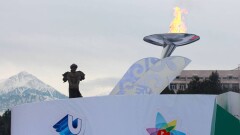 Заключительный этап эстафеты огня Универсиады проходит в Алматы