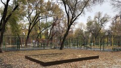 Арт-объект "Четыре тонны песка" простоял в Алматы меньше месяца. Авторы переживали за его сохранность