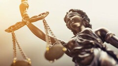 Верховный суд о работе в онлайн-режиме: При закрытии одного ТРЦ покупатель идёт в другой, с судами так нельзя
