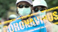 Надо вводить повсеместный карантин и даже комендантский час