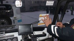 В машинах дорожных полицейских Усть-Каменогорска появились памятки водителям о взятках