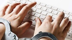 Жителя Атбасара осудили на пять лет за экстремистские ролики в соцсетях