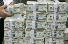 Дыру в бюджете 2016 года закроют 2 млрд заёмных долларов