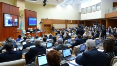 О письмах "склочников" и "профессиональных жалобщиков" высказался депутат Сыздыков