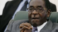 93-летнему экс-президенту Зимбабве назначили зарплату до конца жизни
