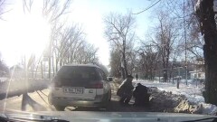 Автоподставу с пешеходом зафиксировал житель Алматы на видеорегистратор
