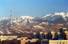 Алматинцы с утра не торопятся идти на выборы