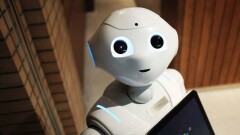В Шотландии уволили первого робота-продавца за тупость