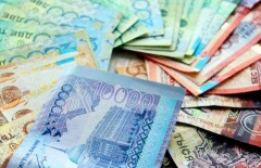 Курс нацвалюты укрепился по отношению к доллару ещё на три тенге