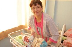 Своего шестого ребёнка жительница Усть-Каменогорска родила в такси 